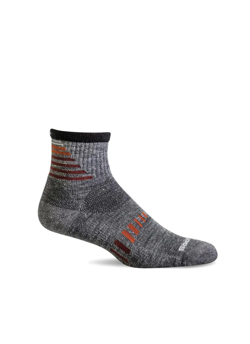 Ascend II Quarter Socks