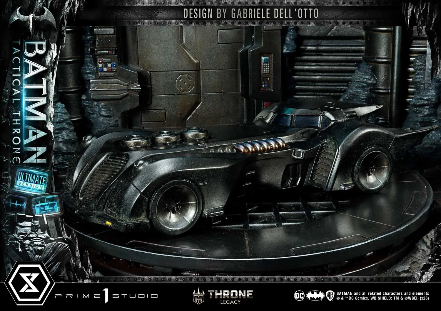 Batman Tactical Throne Ultimate Bonus Version