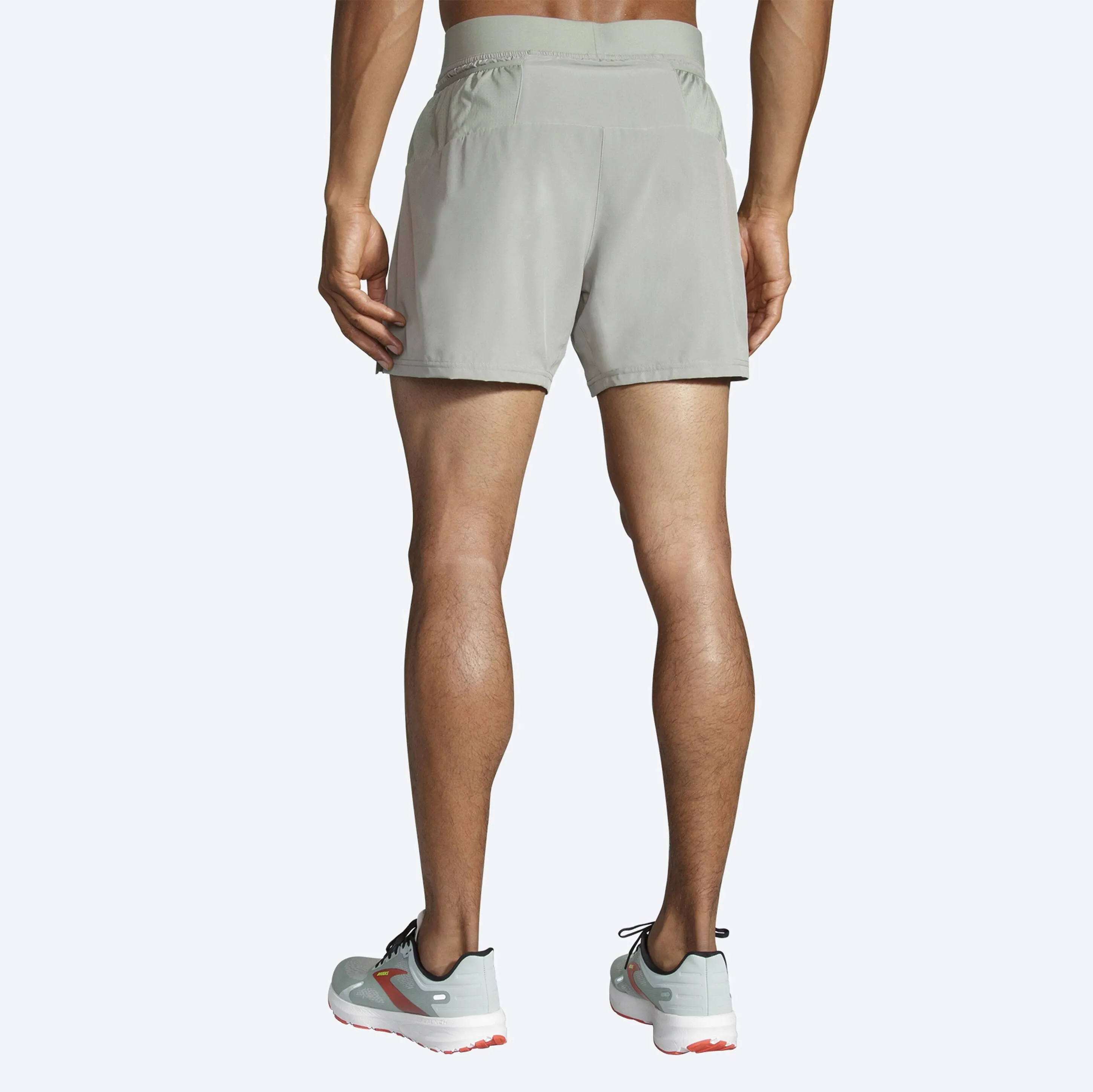 Brooks | Sherpa 5" 2-in-1 Short | Men's | Shadow