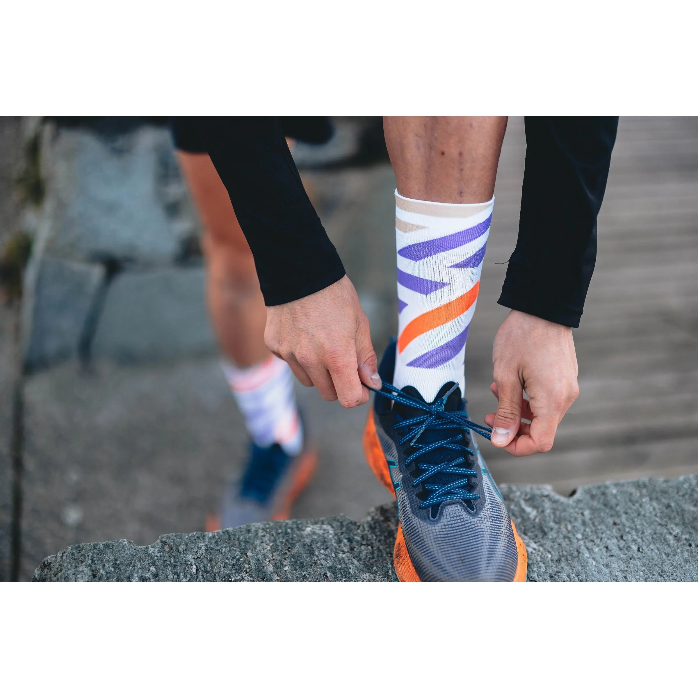 INCYLENCE RUNNING SOCKS - PLATFORMS WHITE PURPLE