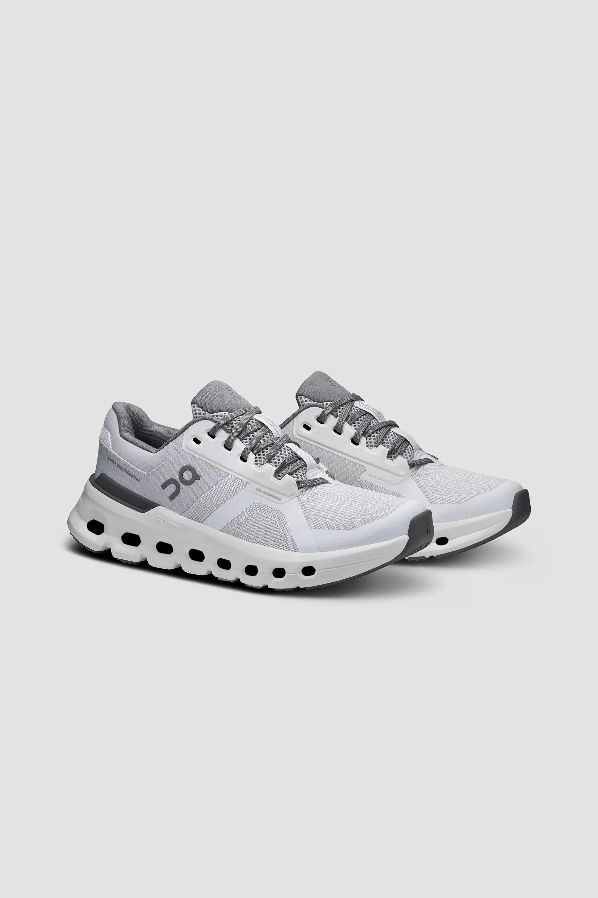 ON | Women's Cloudrunner 2 in Frost/White