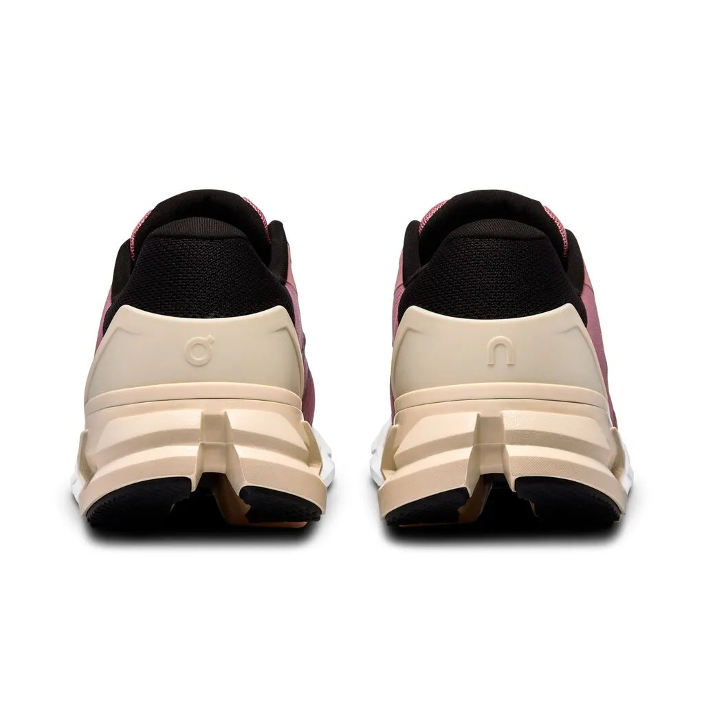 Women's On Cloudflyer 4 Running Shoe in Dustrose | Sand